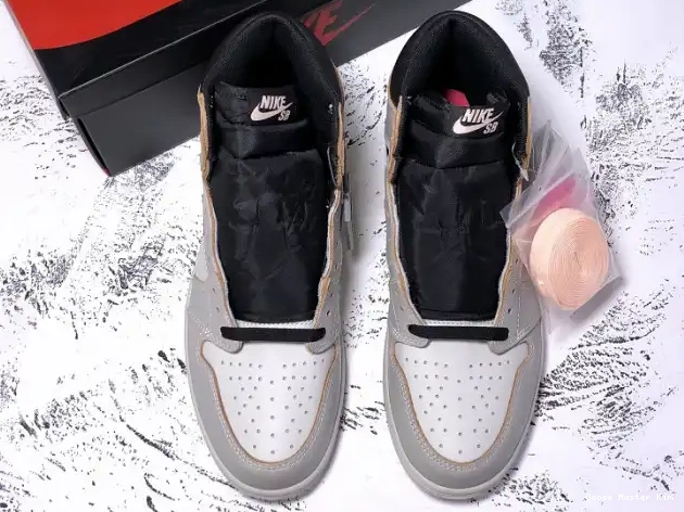 Bone 1 Air SB x Light Nike CD6578-006 Jordan High OG 0518